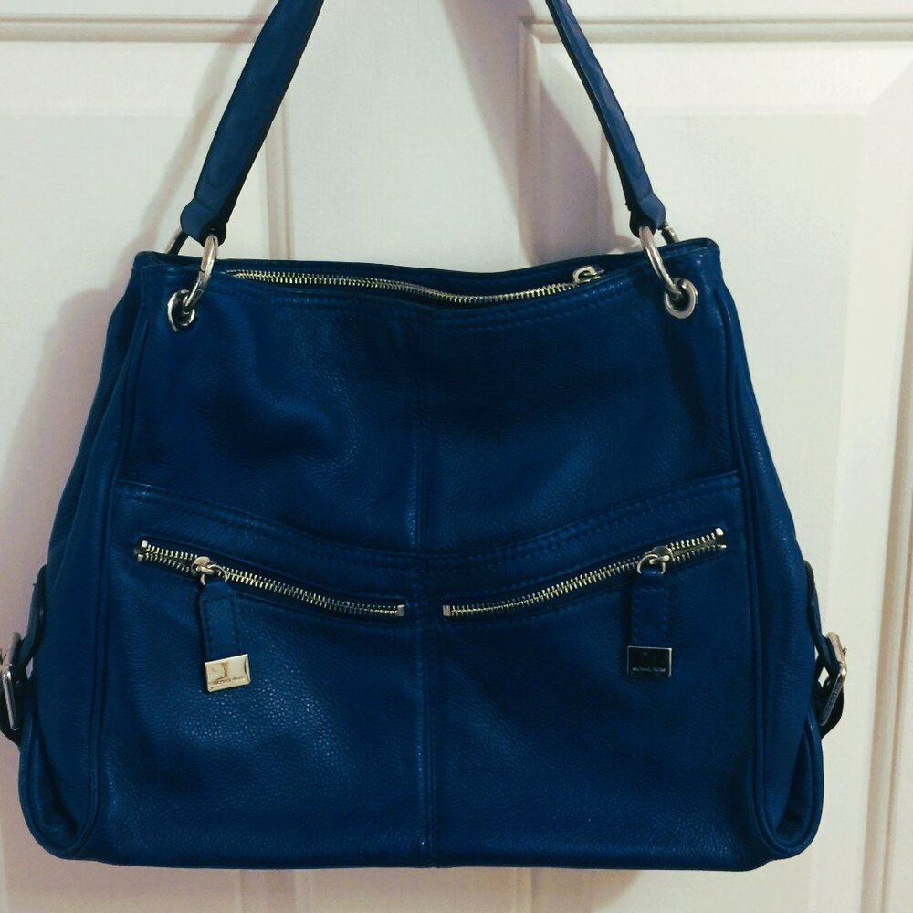 MICHEAL KORS LARGE BRIGHT BLUE SHOULDER BAG